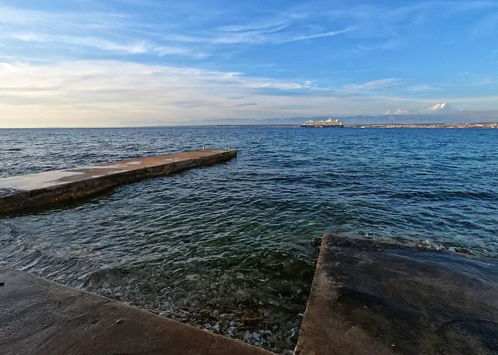 Апартаменты Mili Sutomiscica